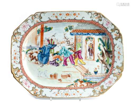 A CHINESE EXPORT PORCELAIN MEAT DISH, 18TH CENTURY