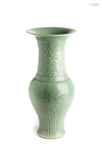 A CHINESE CELADON GLAZED YENYEN VASE, 18TH CENTURY