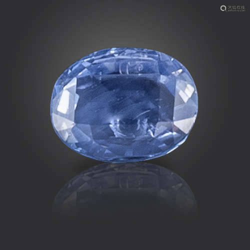 A loose oval-shaped sapphire, 8.41cts Accompanied by report number 80260-50 dated 18 March 2020 from