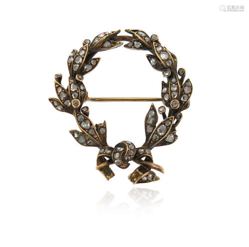 A diamond wreath brooch, set with rose-cut diamonds in yellow gold, 3cm high