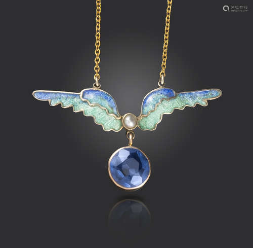 An enamel and glass gold pendant attributed to Mary Hill, the stylised polychrome enamel wings set