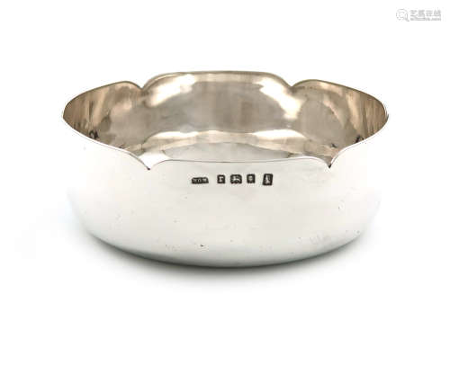 By H. G. Murphy, a silver bowl, London 1932, also stamped with the Falcon mark, circular form,