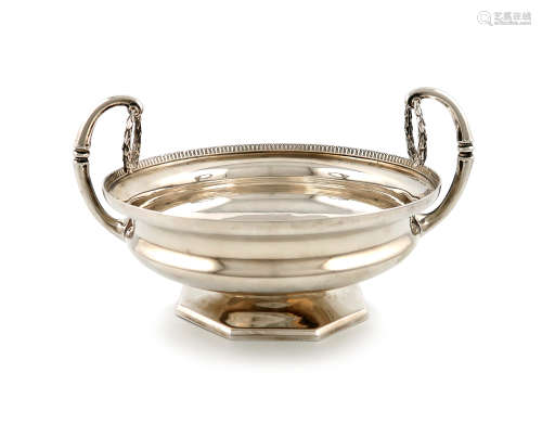 A two-handle silver bowl, by Mappin and Webb, Birmingham 1914. circular bowl, gadroon border, with