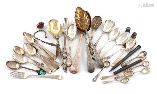 A mixed lot of silver items, various dates and makers, comprising: an Edwardian small pin cushion,