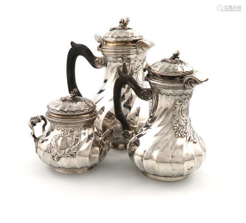 A three-piece French silver coffee set, by Cardeilhac, Paris, swirl fluted baluster form, scroll