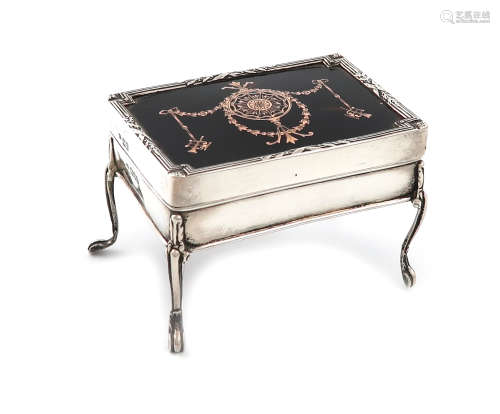 λAn Edwardian silver-mounted tortoiseshell trinket box, by William Comyns, London 1907,