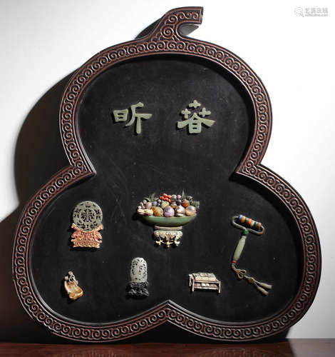 A LACQUER GEM DECORATED SCREEN CARVED WITH GOURD