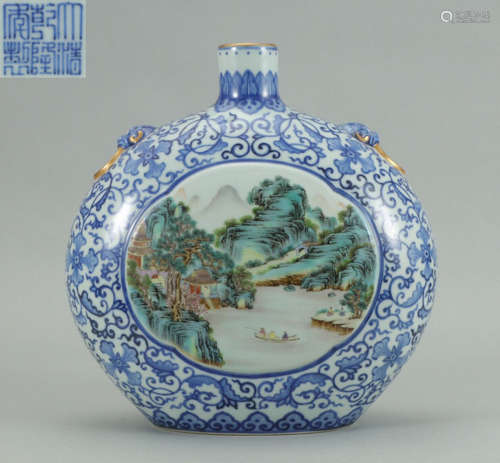 A BLUE&WHITE GLAZE VASE WITH MOUNTAIN&WATER PATTERN