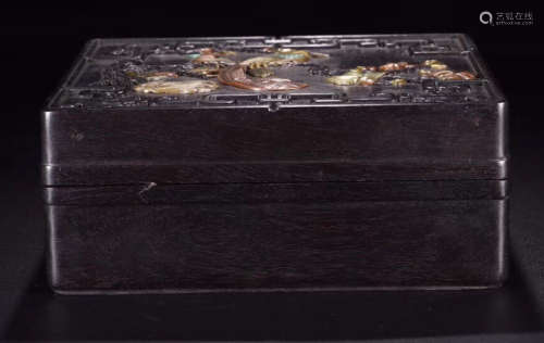 A ZITAN WOOD GEM DECORATED SQUARE BOX WITH FLOWER AND BIRD