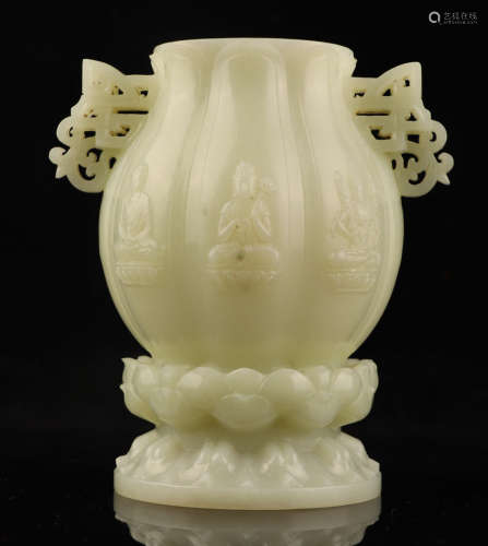 A HETIAN WHITE JADE VASE CARVED WITH BUDDHA PATTERN