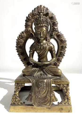 A GILT BRONZE INFINTE LIFE BUDDHA