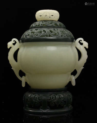 A HETIAN JADE CENSER CARVED WITH PATTERN