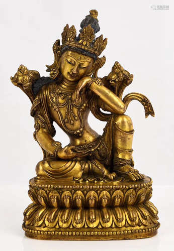 A GILT BRONZE GUANYIN BUDDHA