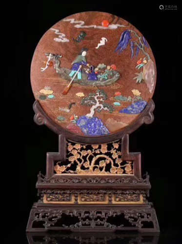 A LAZULI WITH RED WOOD GEM DECORATED SCREEN CARVED WITH FIGURE STORY