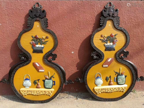 PAIR OF ZITAN WOOD SCREEN CARVED WITH GOURD