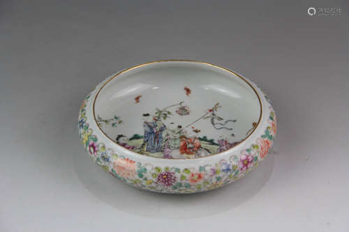 A Chinese Famille Rose Boy Painted Porcelain Brush Washer