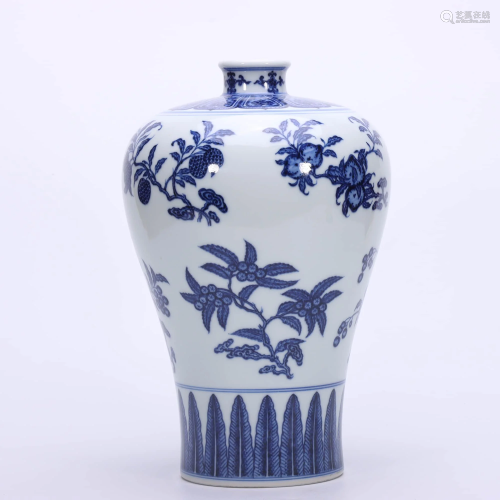 A CHINESE BLUE AND WHITE FLORAL POR…