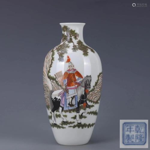 A CHINESE FAMILLE ROSE FIGURE PAINTED P…
