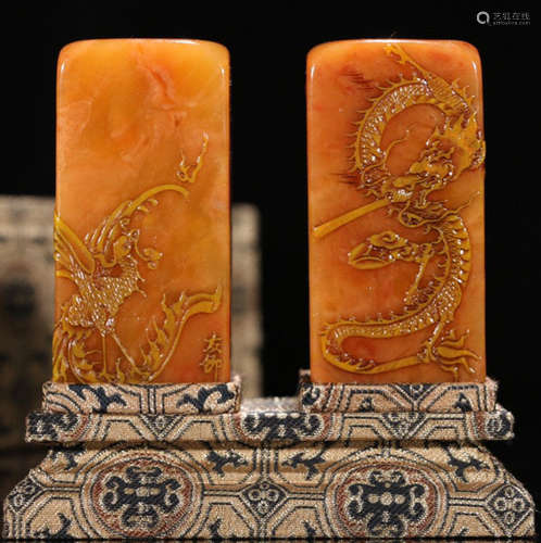 PAIR OF TIANHUANG STOEN CARVED SEALS