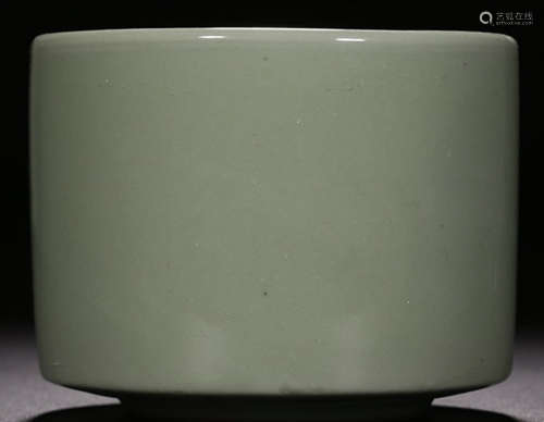 A LONGQUAN YAO GLAZE CENSER