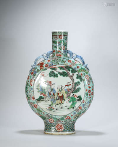 A Qing dynasty Colorful Porcelain  Vase