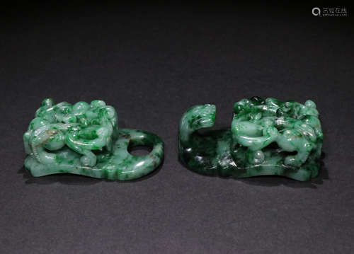 A pair of Qing Dynasty jadeite Belt Buckle