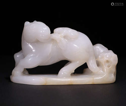 A Qing dynasty Carved Hetian Jade Ornament, Horse