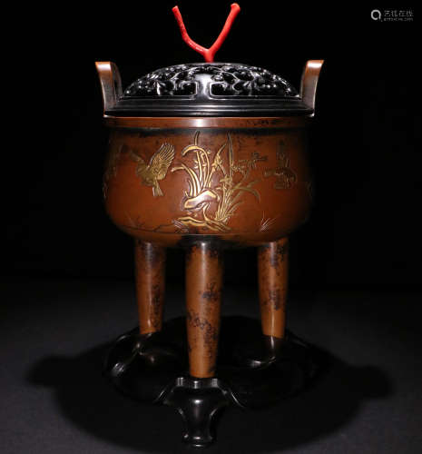 A Qing Dynasty Gilding Bronze 
Incense Burner