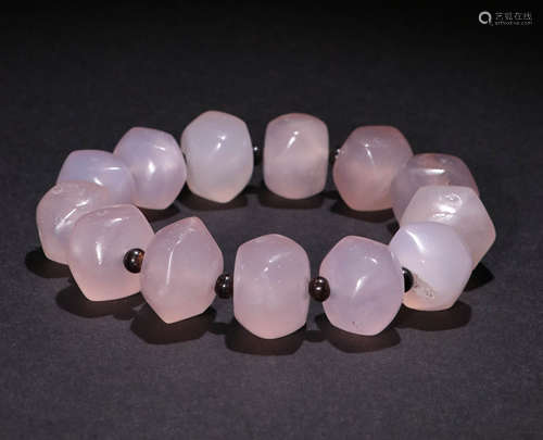 A Qing Dynasty Agate Hand String