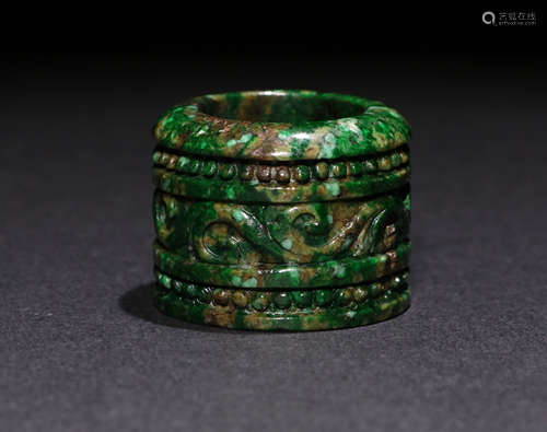 A Qing Dynasty jadeite Thumb Ring