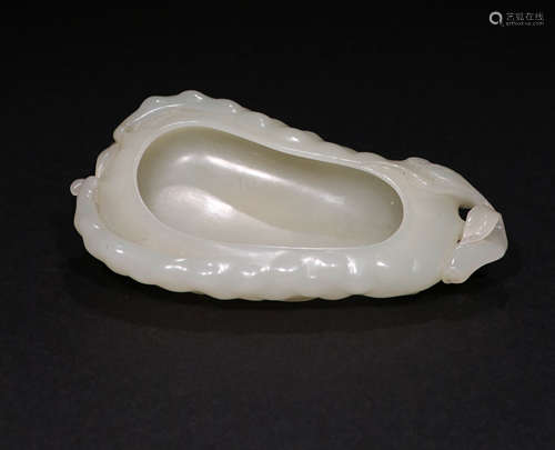 A Qing Dynasty Carved Hetian Jade Brush Wash