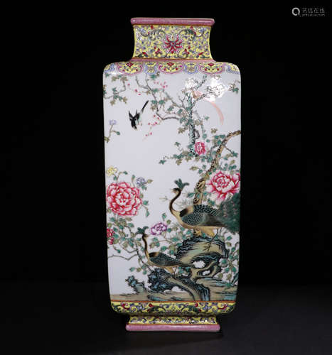 A Qing dynasty Famille Rose Porcelain Peacock Vase