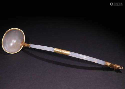 A Qing Dynasty Gliding Ggate  Scoop