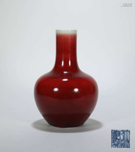 A Qing dynasty Red Porcelain Vase