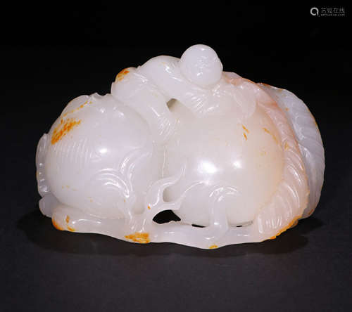 A Qing Dynasty Carved Hetian Jade Ornament