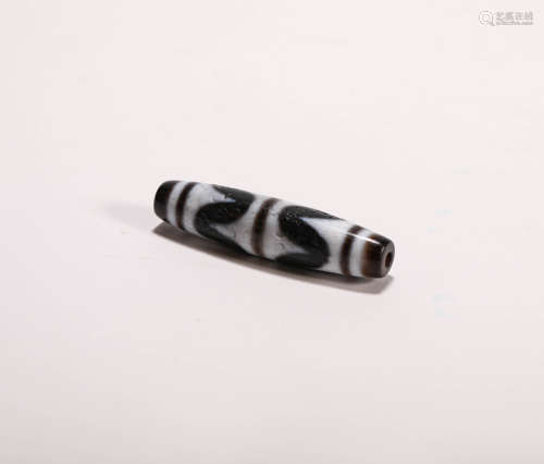 An ancient double Tiger teeth Patten Dzi bead