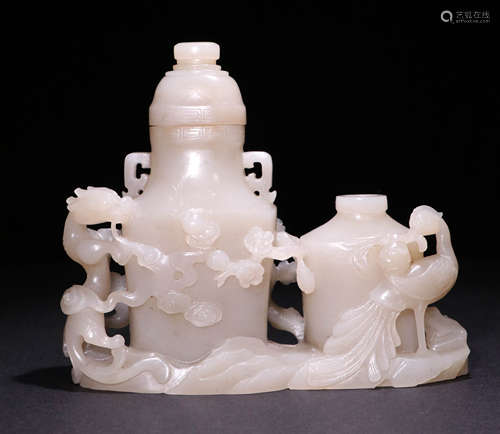 A Qing Dynasty Carved Hetian Jade Dragon and Phoenix Patten Vase Set