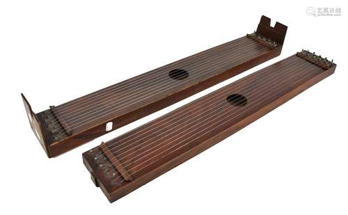 A late 19th century twenty string dulcimer or zither, in two-part inlaid mahogany case, length 84