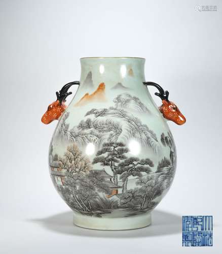 A Qing dynasty  Porcelain Zun