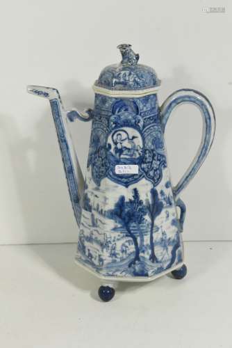 Verseuse en porcelaine de Chine bleue (Ht 30cm)