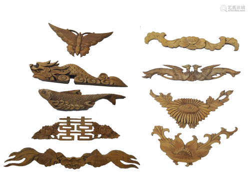 Qing dynasty silk wood carving pieces清代绸木刻画件