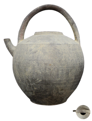 The teapot of the Republic of China民国提梁壶
