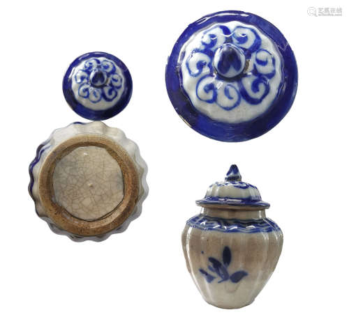 Ming Dynasty blue and white general pot明代青花将军罐