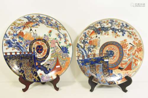 Deux plats Japon, 19ème siècle (Dia: 40cm)