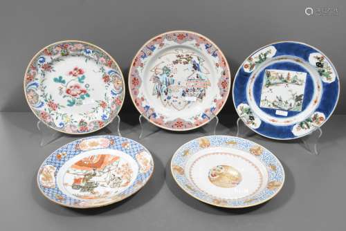 Lot de 5 assiettes en porcelaine de Chine (2 assiettes avec cheveux)