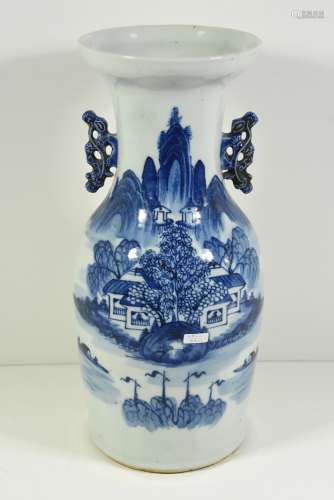 Vase en porcelaine de Chine bleu (Ht 42cm)