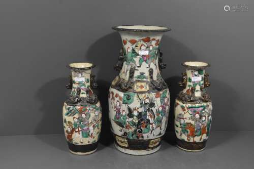Trois vases Nankin (accidents)