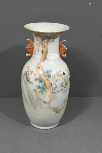 Vase en porcelaine de Chine 19ème (Ht 24cm)