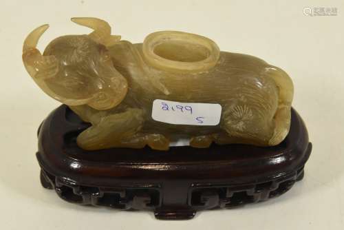 Buffle en corne sculpté, Chine début 20ème (Lg 10cm)