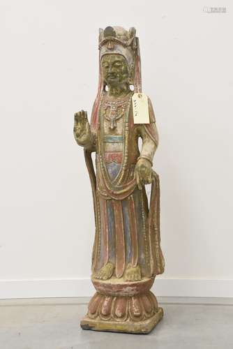 Statue asiatique en pierre polychrome (ht 96cm)